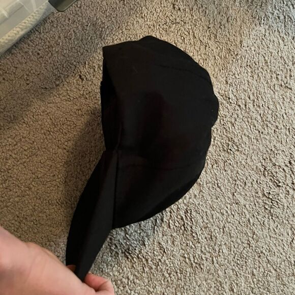 All black NWOT black skater hat with skull fingers rock on - Picture 7 of 8